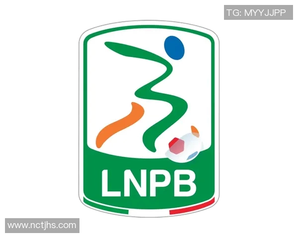 意大利足球乙级联赛最新动态分析与球队表现评估